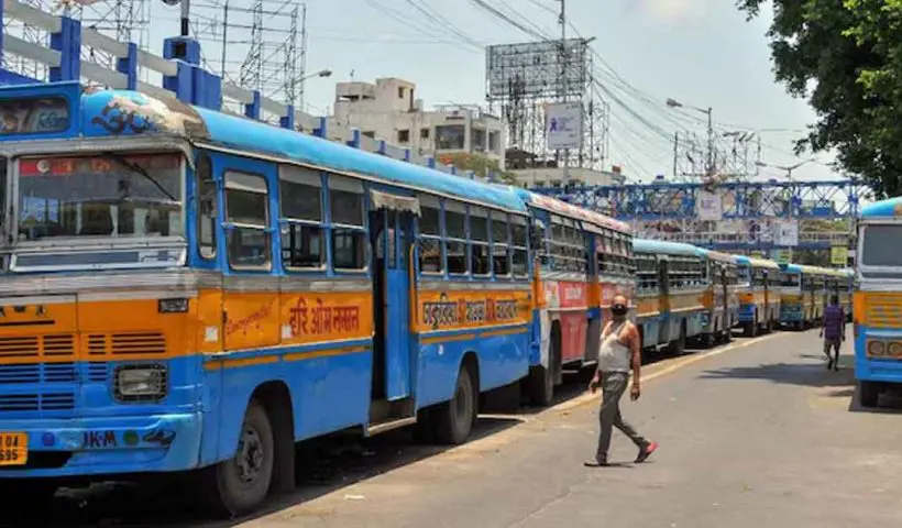 North Kolkata Shocked as Schoolboy Crushed Under Bus