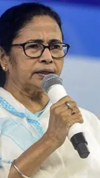 mamata-banerjee-congratulates-two-durgapur-iti-instructors-on-winning-national-teachers-award-2025