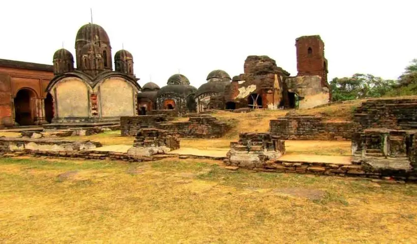 ancient shiv temple in west midnapore