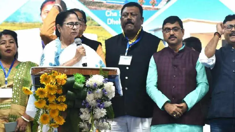 Mamata attacks central government