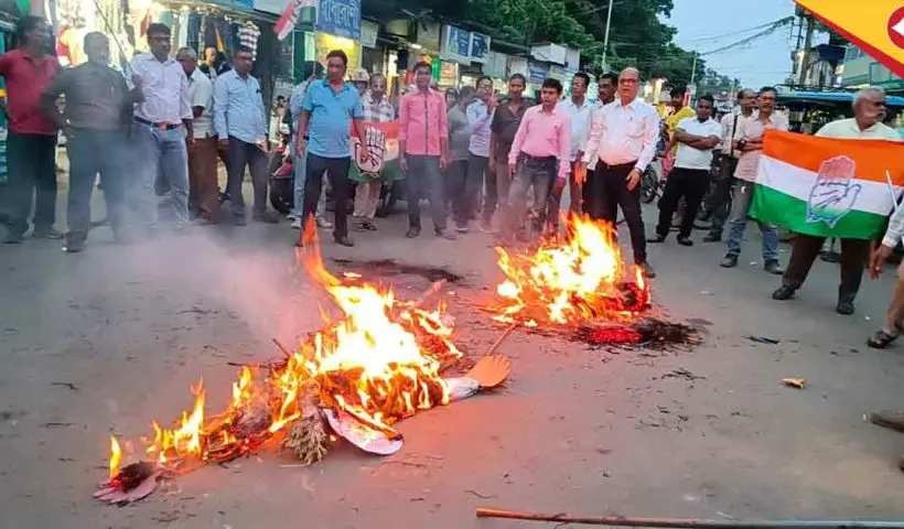 BJP workers allegedly vandalize Bengal Congress HQ; Durgapur sees protests with Modi effigy burnt. Congress demands arrests, TMC and BJP silent.