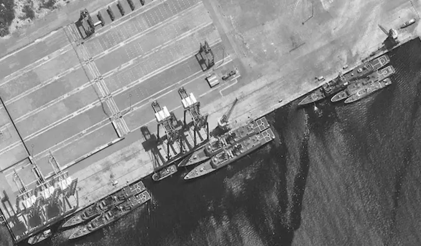 Pakistan Navy retreat