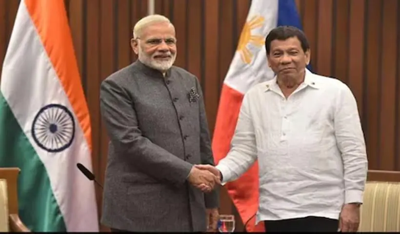 Modi announces free visa