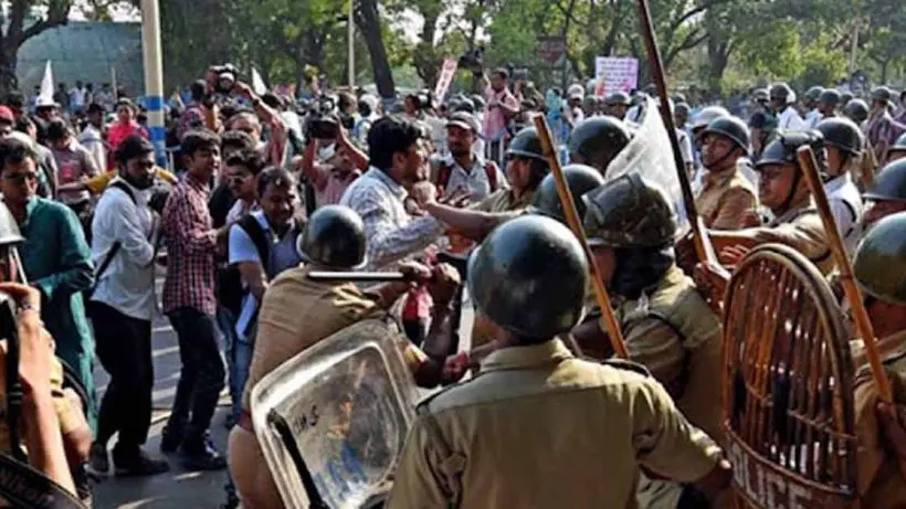 Lathicharge in nabanna obhijan