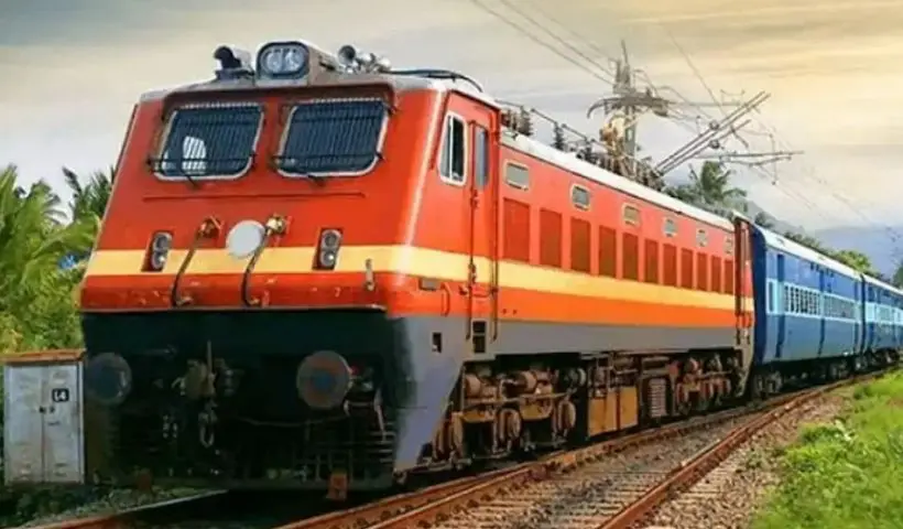 পুজোর ছুটিতে বেড়ানোর সুখবর! চলবে স্পেশাল ট্রেন!