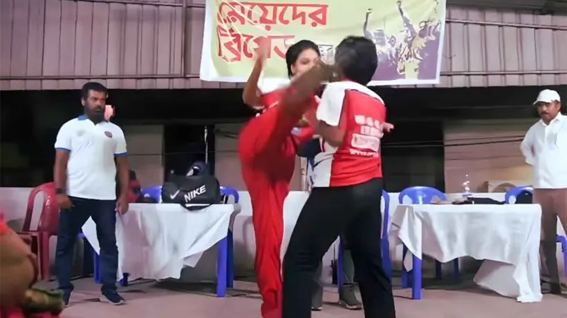 Crowds overflow at CPIM women's brigade program