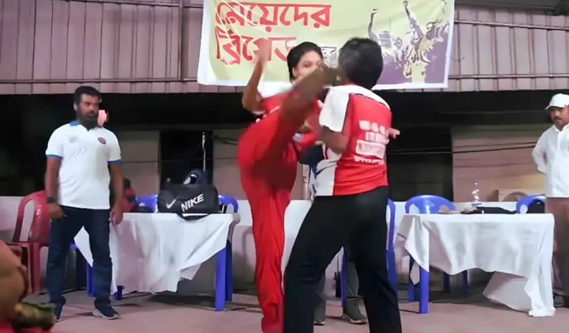 Crowds overflow at CPIM women's brigade program