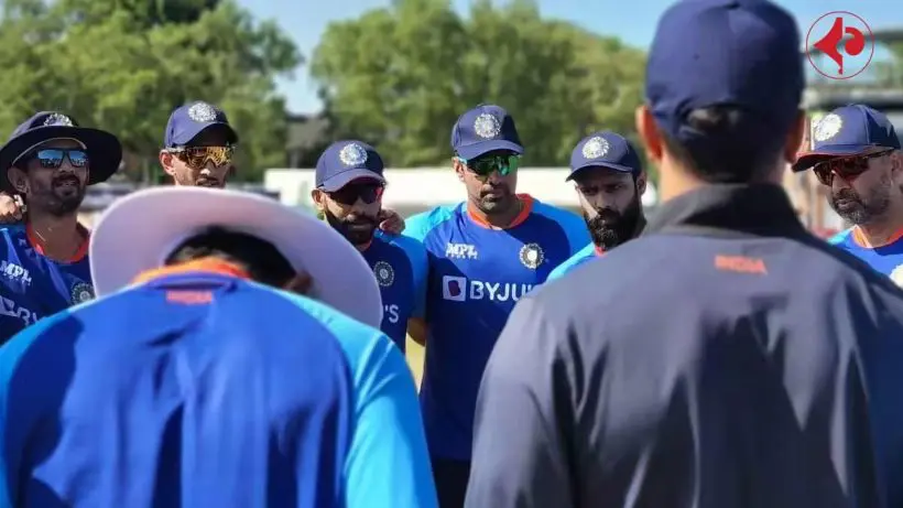 Indian Cricketer Ravichandran Ashwin to play BBL with Pakistan Cricketer will he Shake Hands