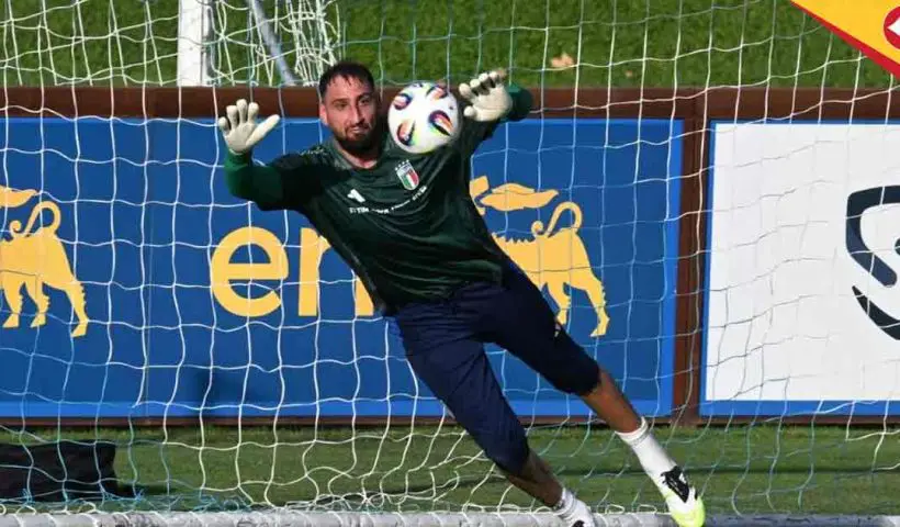 Manchester City Sign Donnarumma as Ederson Joins Fenerbahce, United's Hojlund to Napoli
