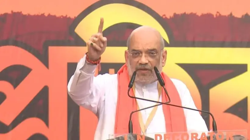 Kalighat Becomes Political Battleground as TMC, BJP Fight Over Posters