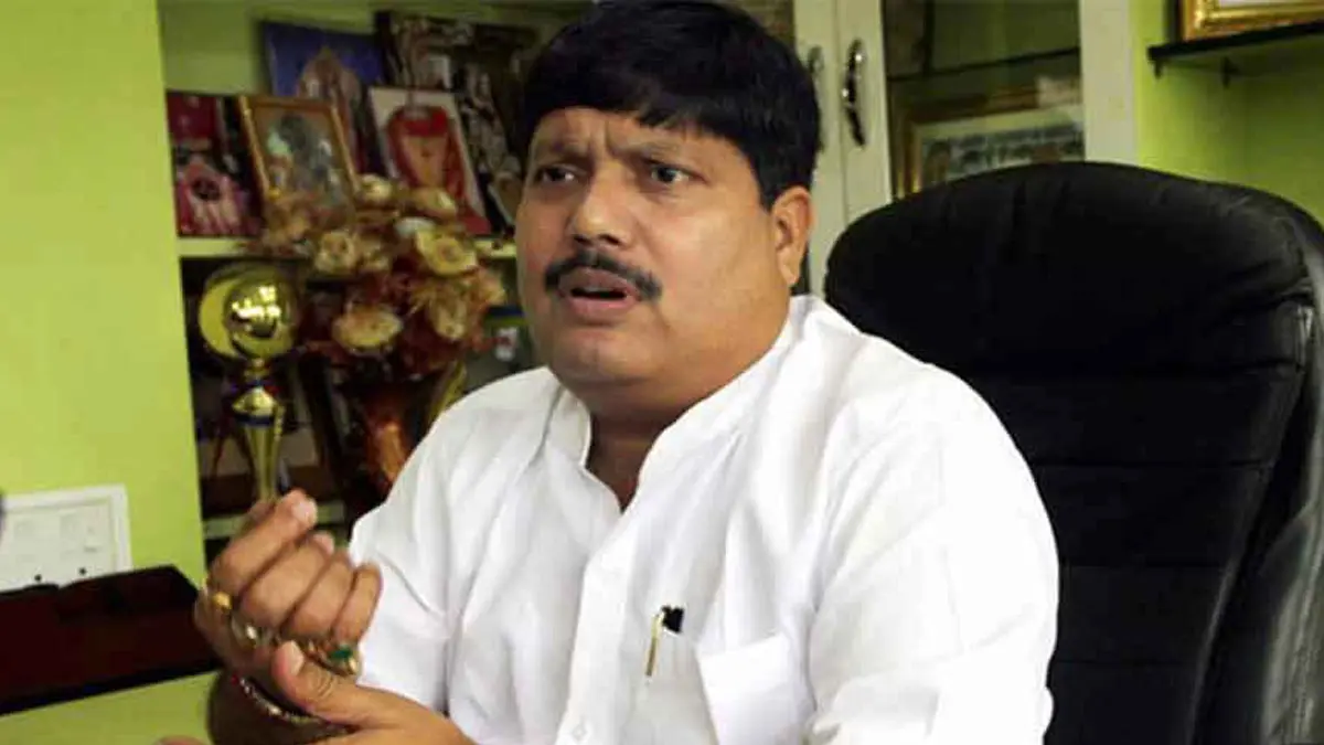 IPS Allegedly Behind Bhola Ghosh’s Accident, Says Arjun Singh