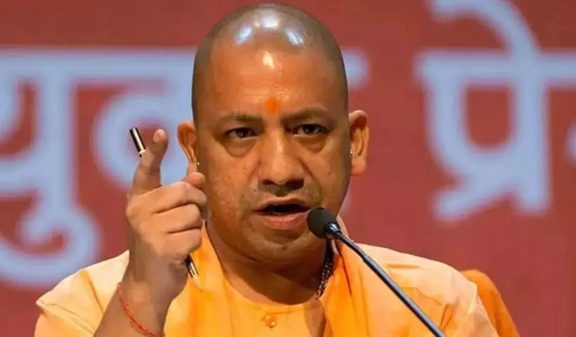 Yogi Adityanath Listens to Public Complaints at Gorakhnath Temple