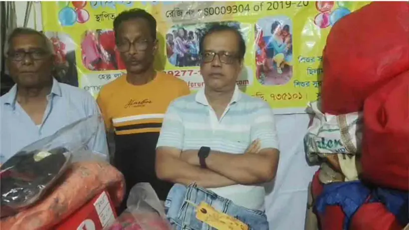 east-bengal-fan-club-relief-flood-victims-siliguri-puja-pramanik-sports-equipment-aid