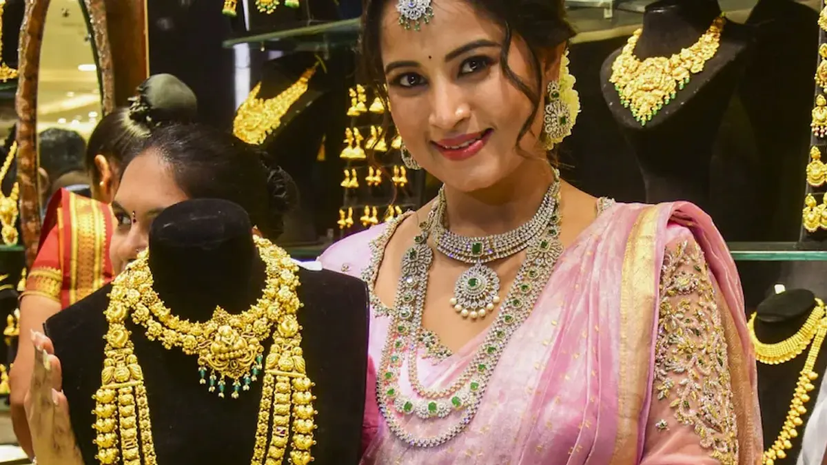 Gold Slips Sharply in Indian Market — Find 22K & 24K Rates Across Cities