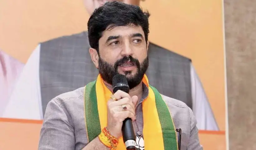 murlidhar-mohol-land-deal-controversy