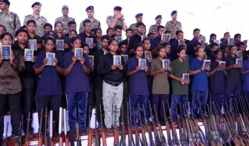 chhattisgarh-naxal-surrender-2025-mainstream-rehabilitation