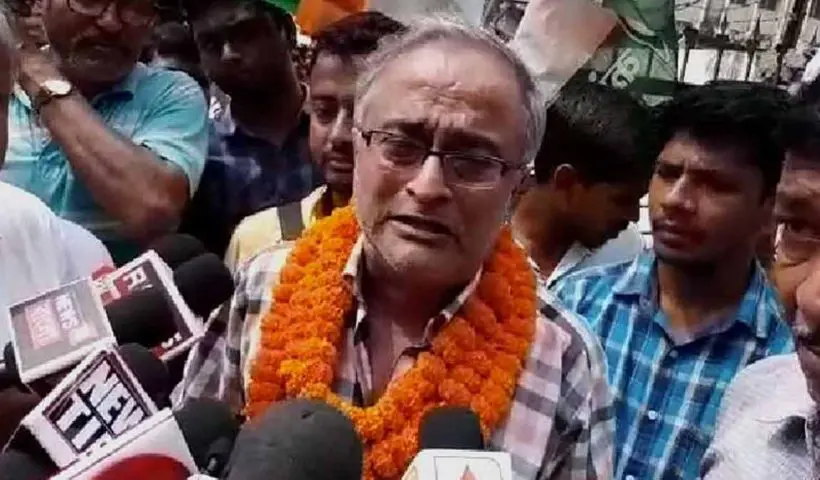 mamata-banerjee-asha-anganwadi-mobile-fund-controversy-sannmay-expose-2025