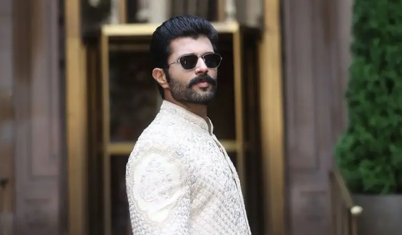 Vijay Deverakonda Safe After Telangana Car Accident