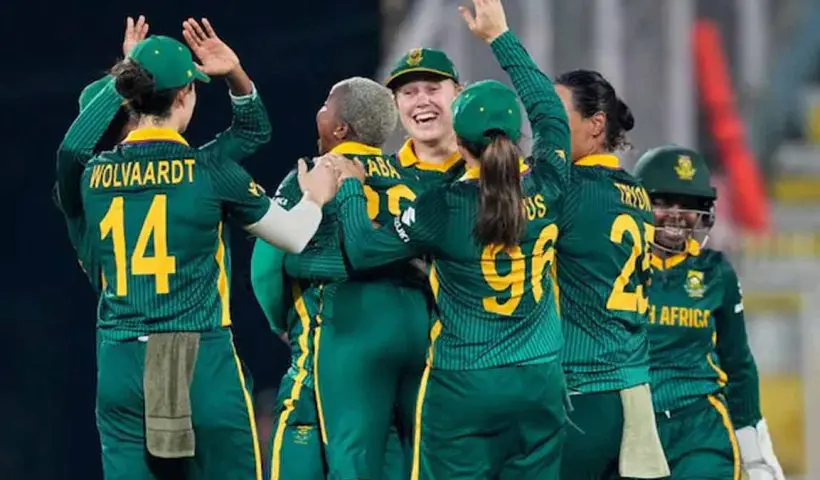 south-africa-women-beat-england-reach-world-cup-final-2025