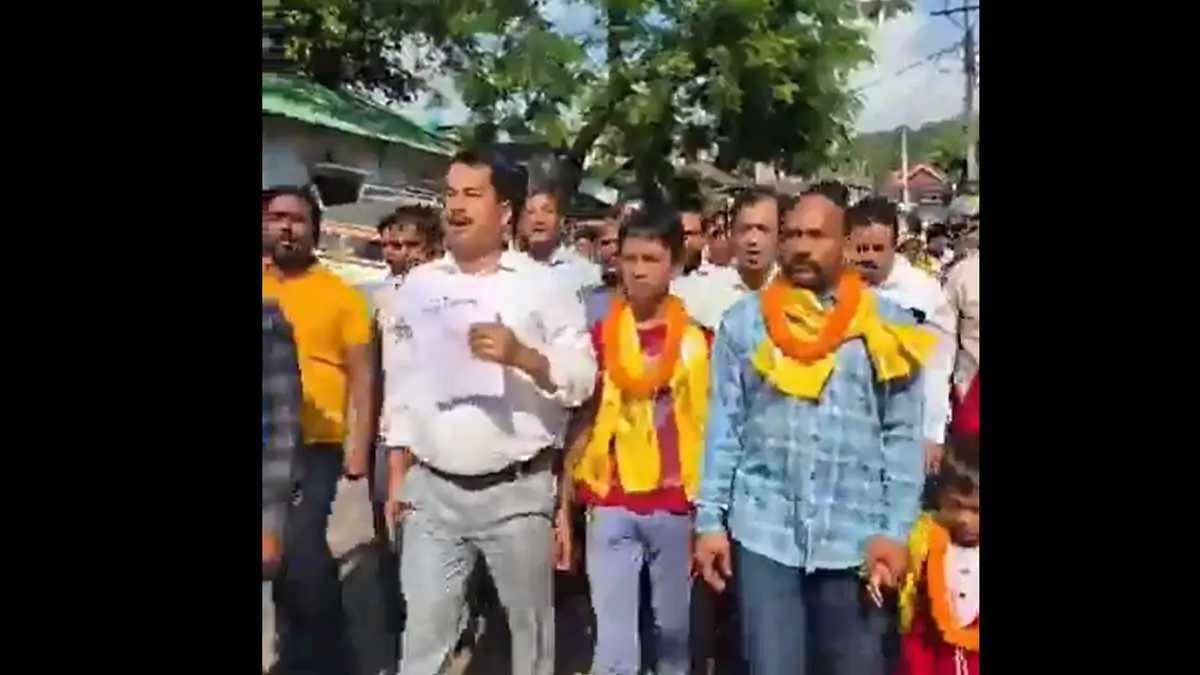 jalpaiguri-bangladeshi-hindu-family-bjp-protest-meteli-police