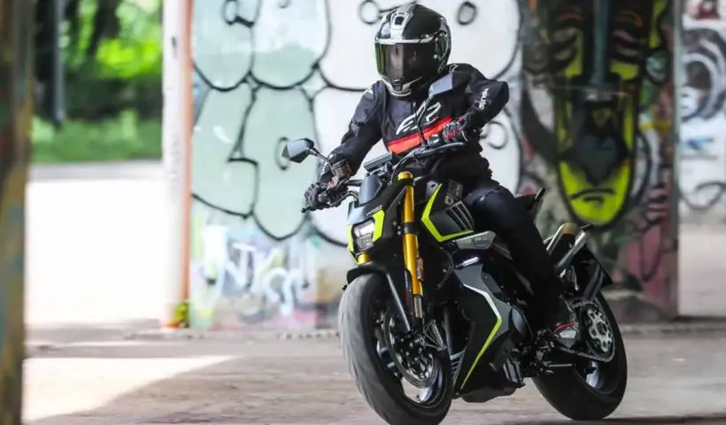 FB Mondial Piega 452