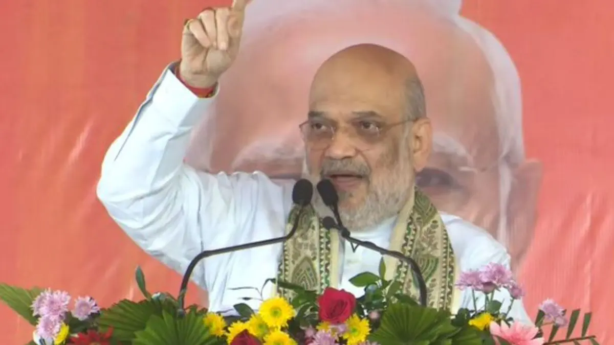 Amit Shah Accuses Bengal Government of Exploiting Religious Emotions Through Durga Angan