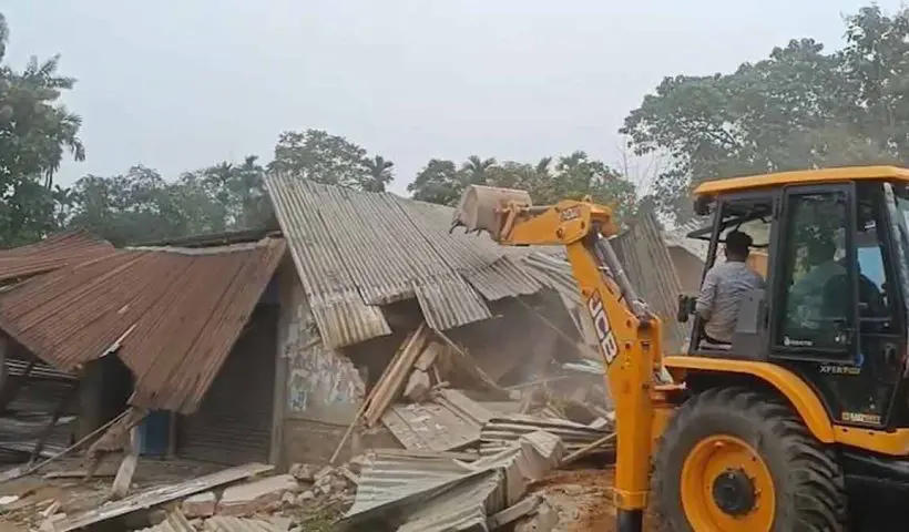 assam-goalpara-eviction-drive-dahikata-reserve-forest