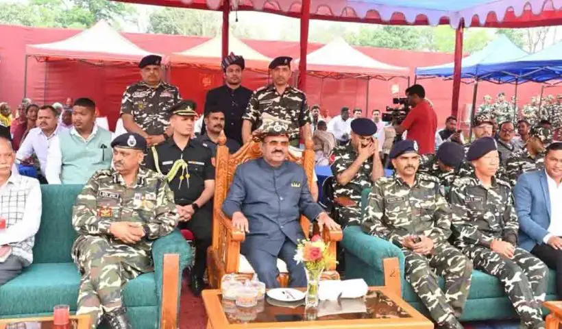 As Polls Approach, ‘Religious War’ Rhetoric Grows; Governor Appears at Gita Function