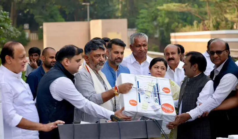 vote-chor-gaddi-chor-campaign-karnataka-congress-1-21-crore-signatures