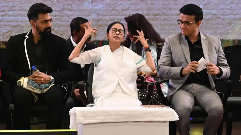 mamata-banerjee-mrinal-sen-name-controversy-kolkata-film-festival