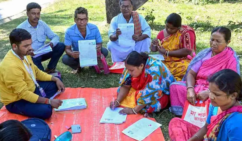 surname-change-controversy-murshidabad-bangladesh-infiltration