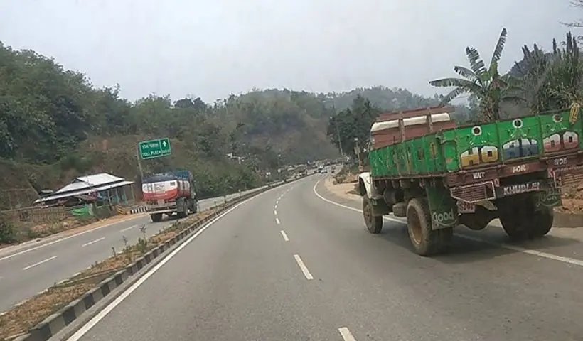 deadly-nh-16-accident-in-uluberia-one-woman-killed-two-injured