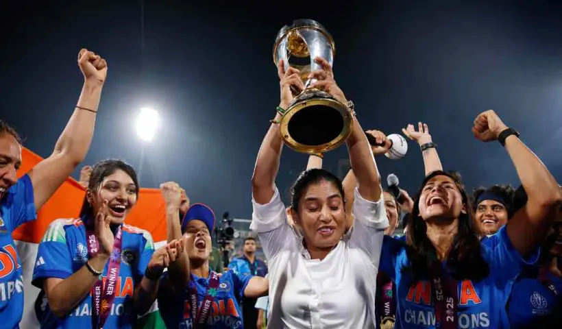 ravichandran-ashwin-praises-harmanpreet-kaur-indian-womens-cricket-team-honors-seniors