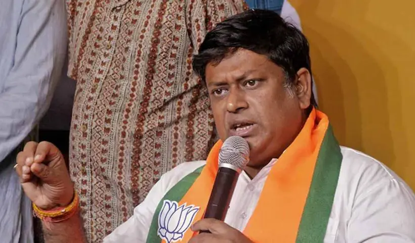 sukanta-majumdar-bula-chowdhury-controversy-west-bengal-2025