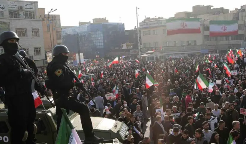 iran-halts-execution-800-prisoners