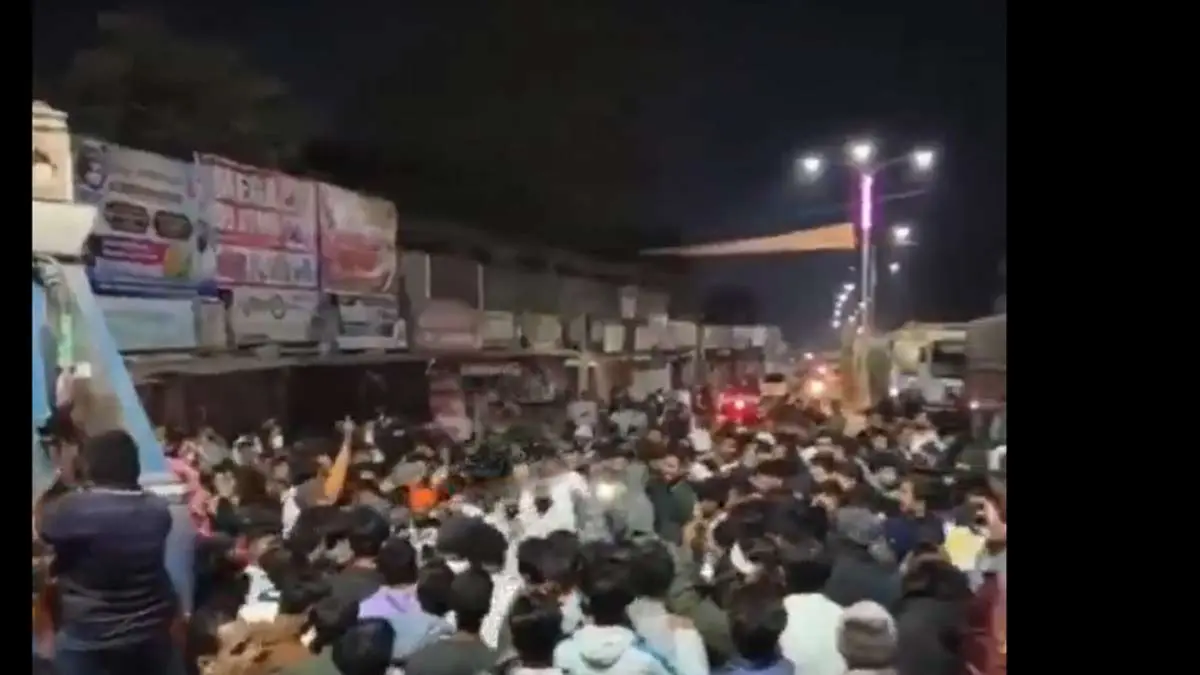 khargone-bus-incident-communal-tension-assault