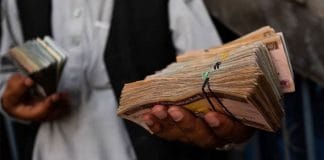 Taliban closes bank accounts