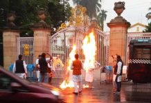 ABPP members protest against modi and yogi Adityanath