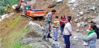 bengali-trekkers-rescued