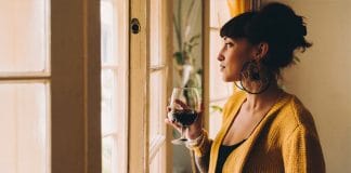 drink-alcohol-and-sleep