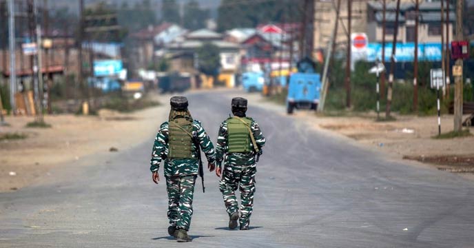 militants shot dead two Bihari workers in Kashmir