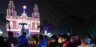 Omicron: Christmas restrictions in Delhi, Darya Kolkata crowded the deposit