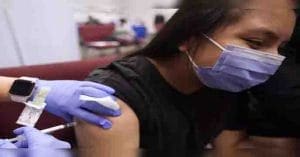 15-16 year olds to register for the vaccine by showing the student ID card