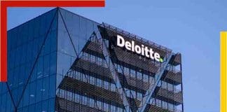 The international organization Deloitte is giving the opportunity to work abroad this time