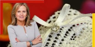 First woman reported cured of HIV after stem cell transplant