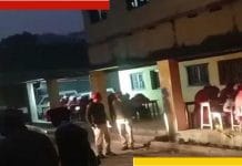 গাড়ির হেডলাইটে পরীক্ষা দিল 400 উচ্চমাধ্যমিক পরীক্ষার্থী