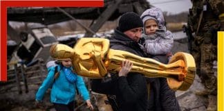 help for Ukraine campaign at Oscar award program