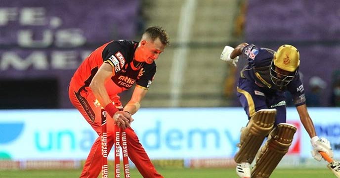 RCB lost to KKR by 3 wickets