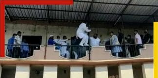 Hreavy chaos in Kalna municipality tmc inner conflict