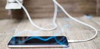 protect your phone from overheating